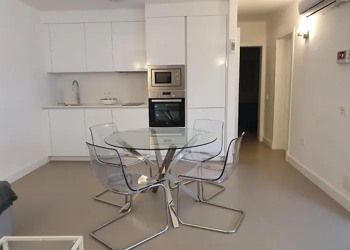 & Princesa Leticia Villa *